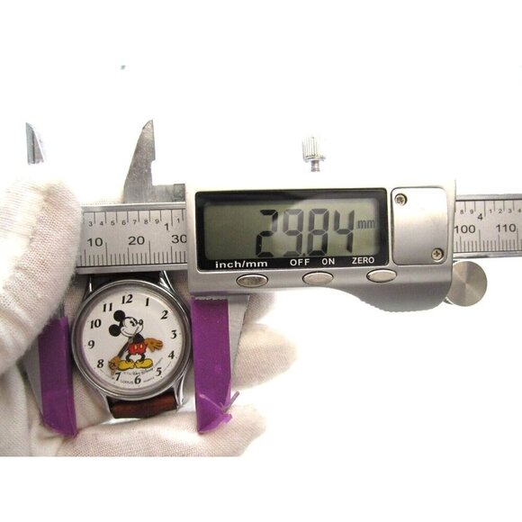 Vtg Women Mickey Mouse Lorus Quartz WR Analog 29mm Watch (G720) "New Battery" - Picture 2 of 8